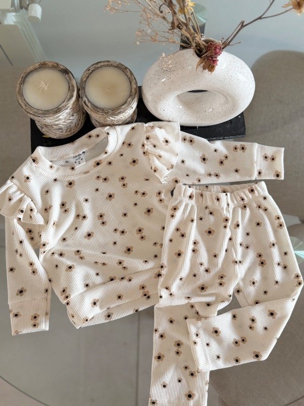 Producto - CONJUNTITO FLOR (bb)