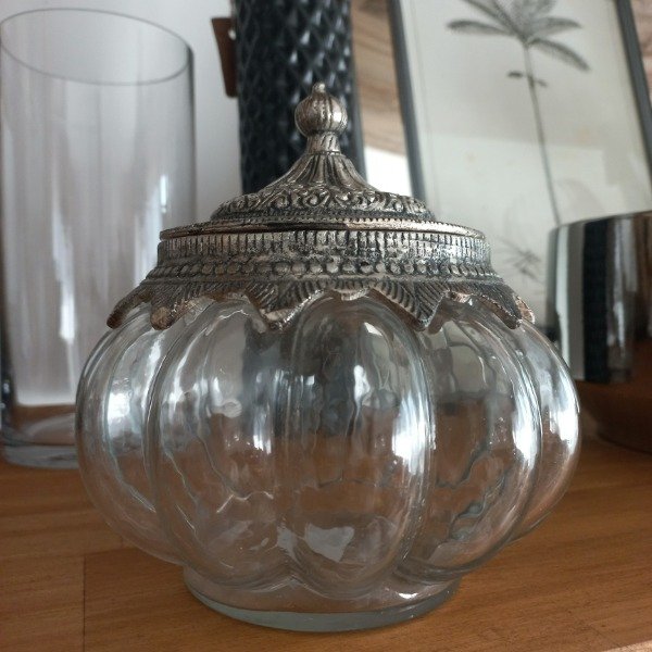 Producto - Caramelera Morocca de vidrio con tapa de metal