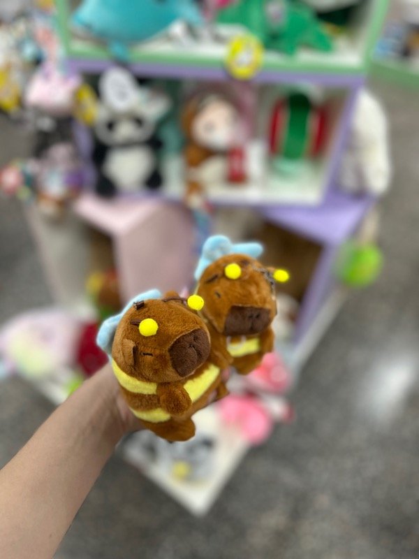 Producto - Llavero capi abeja que vuela