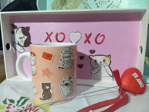 Producto - taza y bandeja xoxo