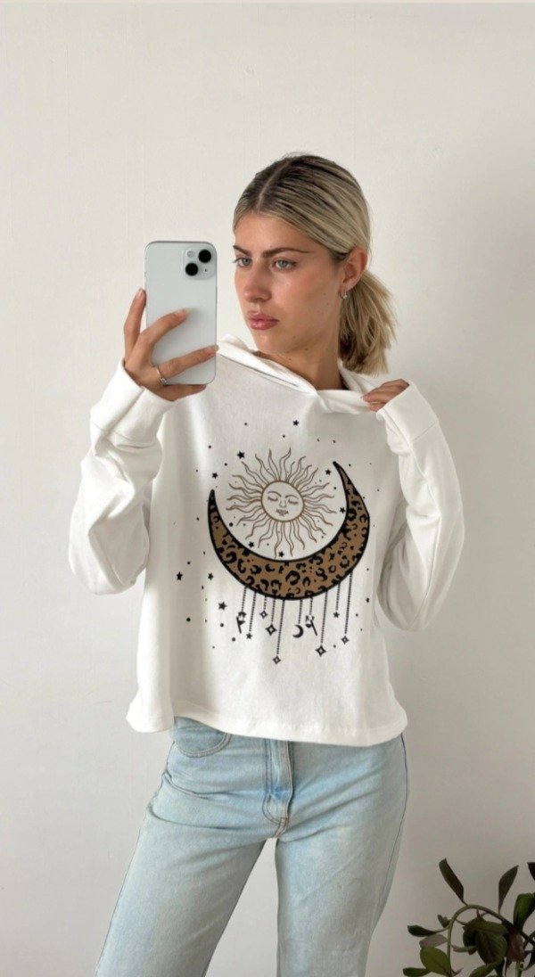 Producto - Buzo rustico corto ancho con capucha Lunaprint