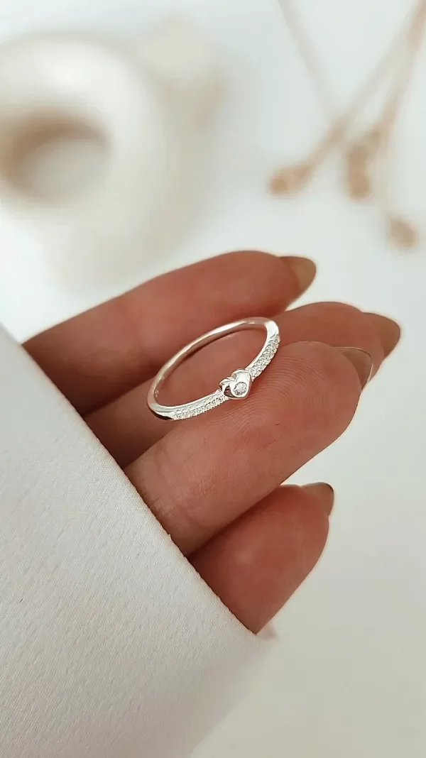 Producto - Anillo Mel y mini corazón cent P925