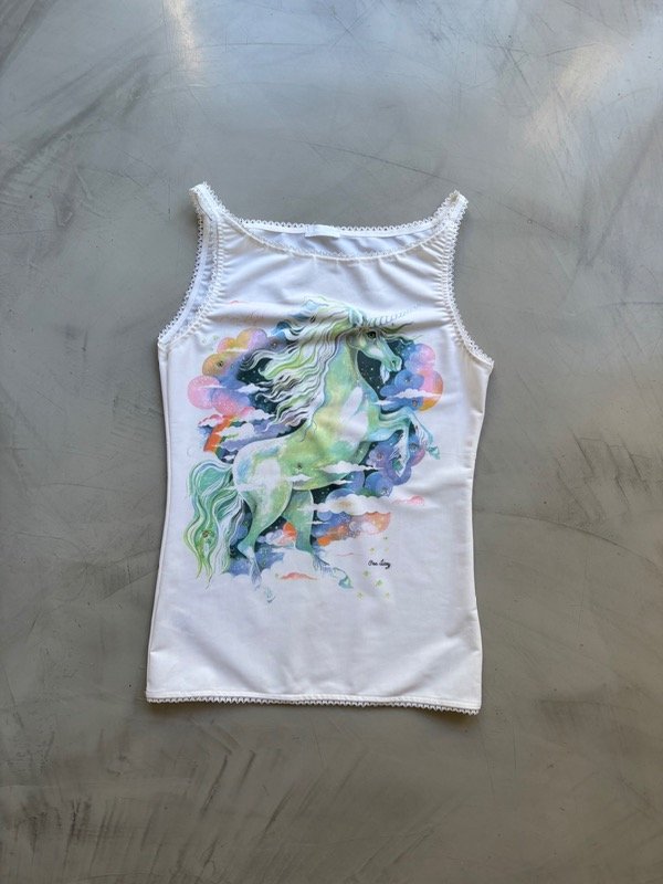 Producto - remera ona saez