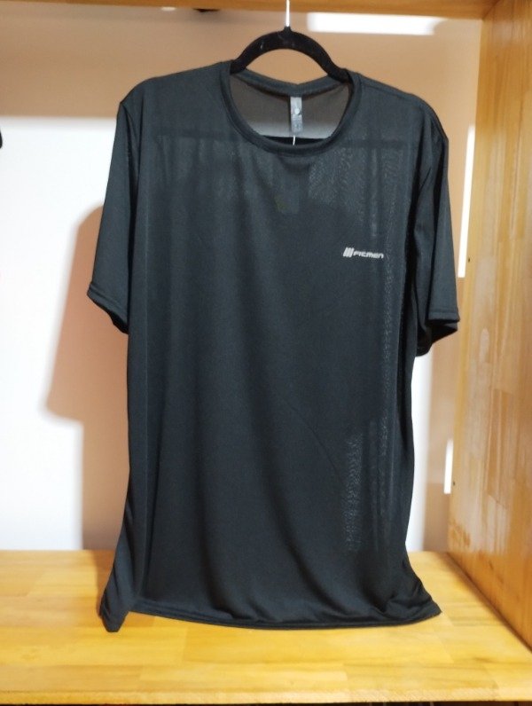 Producto - REMERA FIT HOMBRE