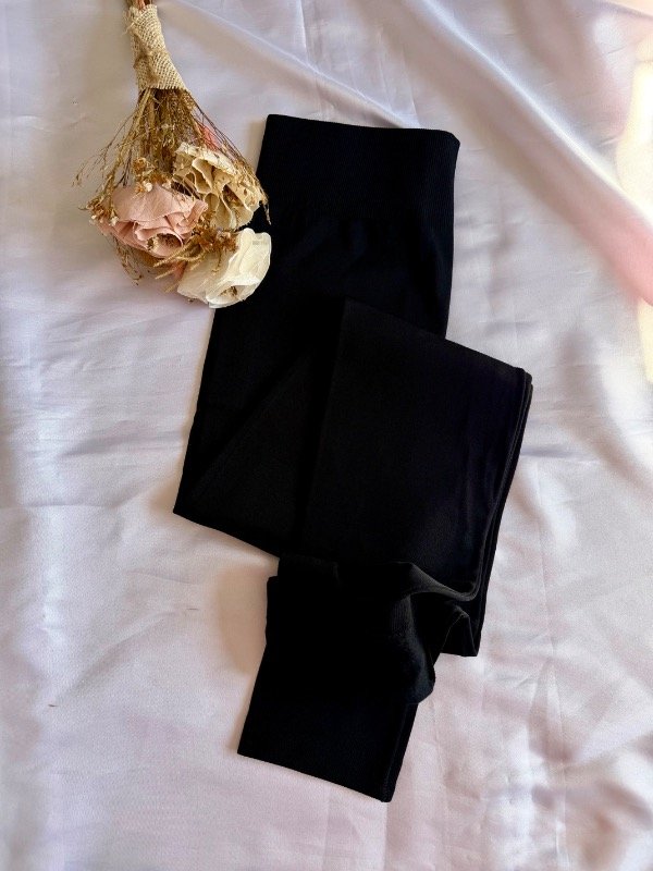 Producto - Fusó térmico negro tiro alto talle único M a XL