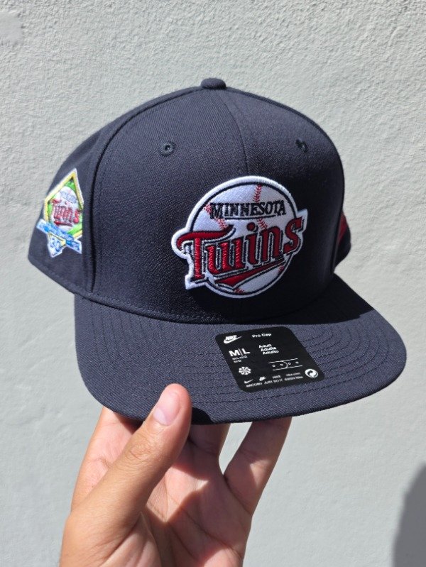 Producto - Minnesota Twins Cooperstown Collection Nike Pro Snapback Talle M/L