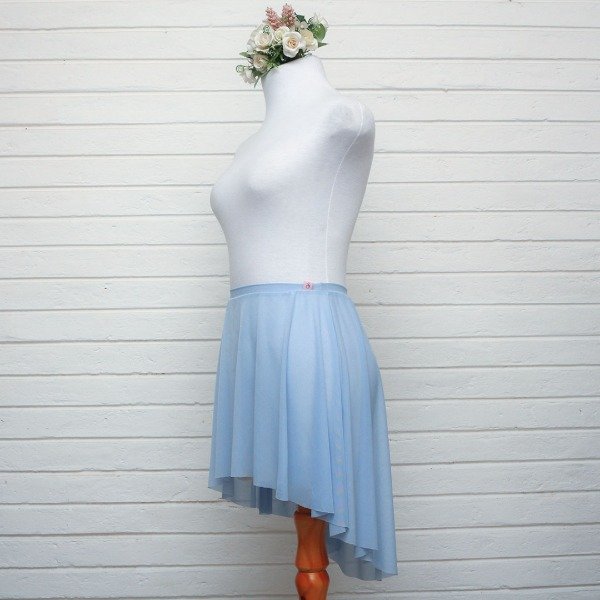 Producto - Pollerín julieta corto celeste tul