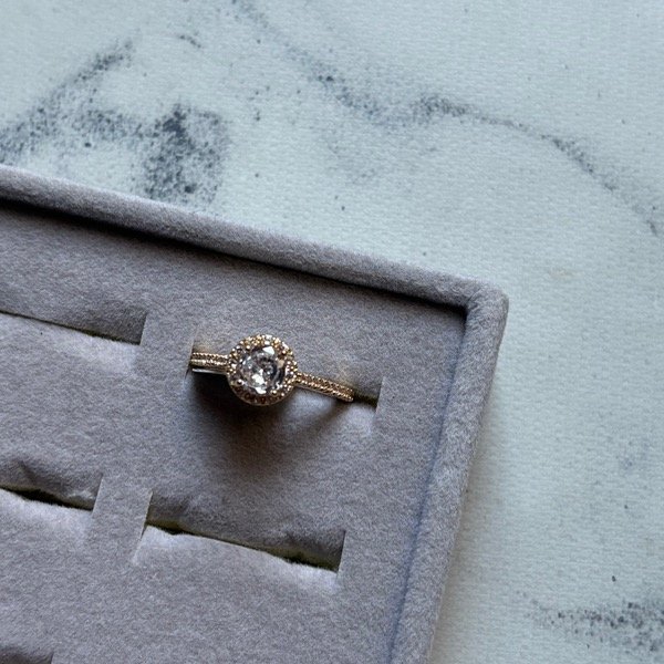 Producto - Anillo cubic T18