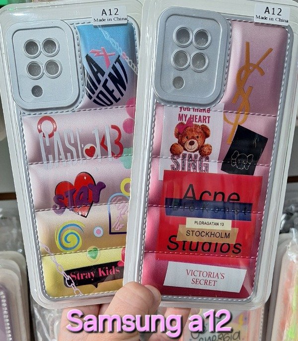 Producto - Fundas puffer diseño metalizadas. Samsung a12 - 0