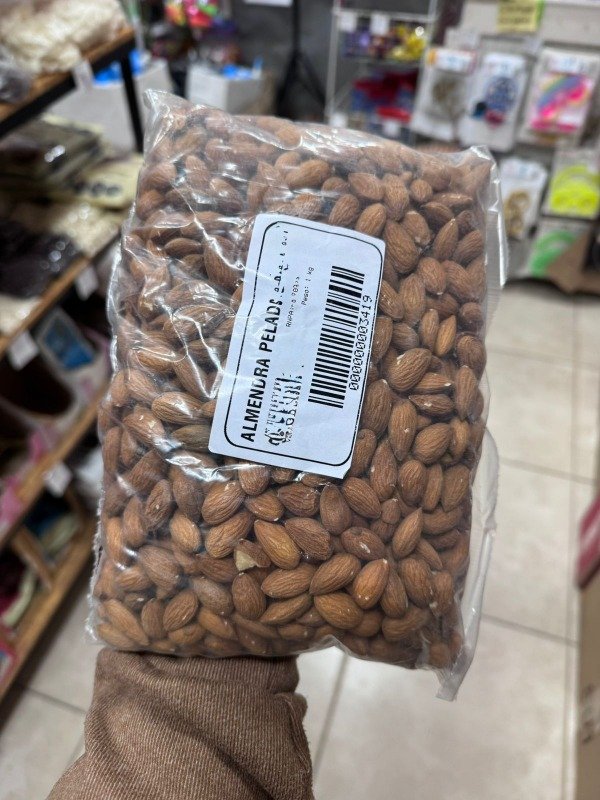 Producto - Almendras peladas enteras x 1 kg