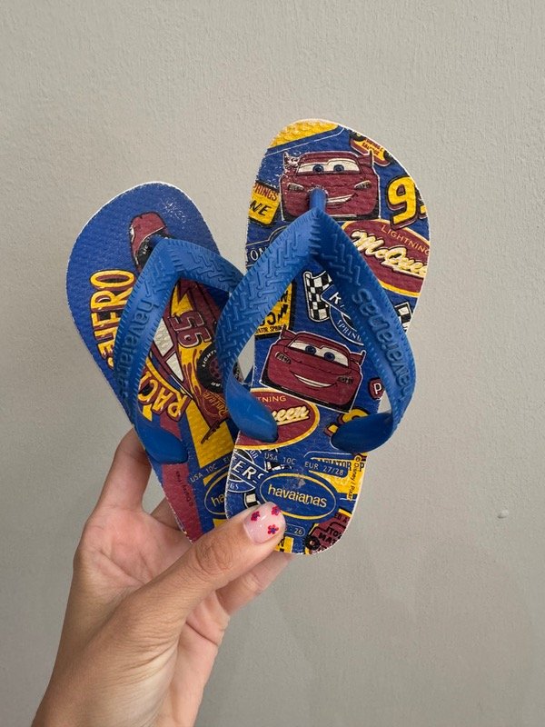 Producto - Ojotas HAVAIANAS CARS talle 26/27 luf130