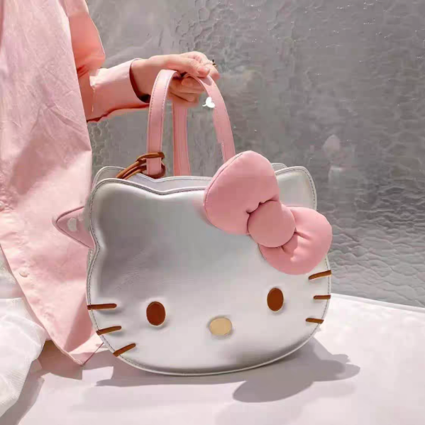 Producto - Mochila Hello Kitty Plateada