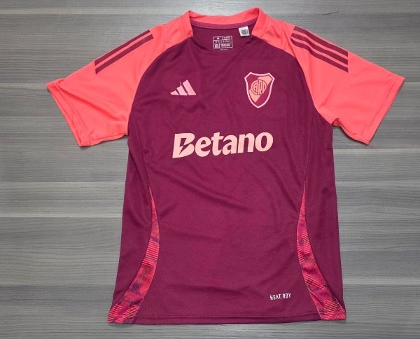Producto - CAMISETA RIVER PLATE ENTRENAMIENTO TALLE M