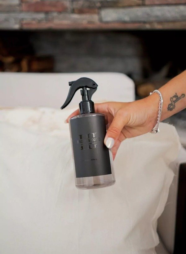 Producto - LINEN SPRAY BLACK EDITION - 1