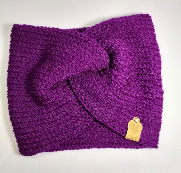 Producto - Cuello cruzado  tejido de color obispo