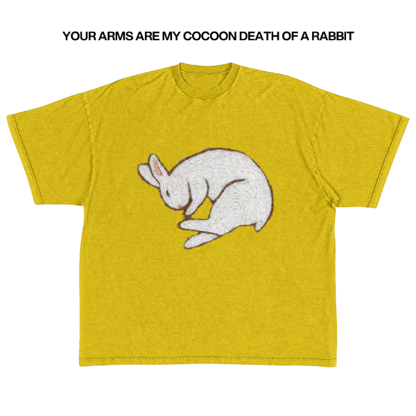 Producto - REMERA your arms are my cocoon "death of a rabbit"