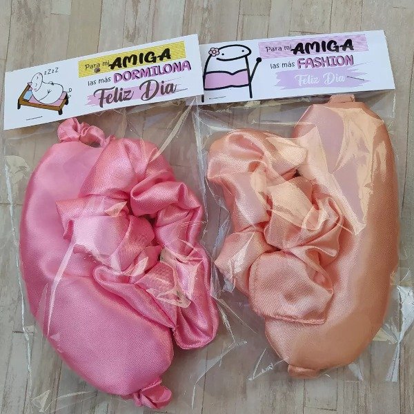 Producto - Máscara para dormir y scrunchies