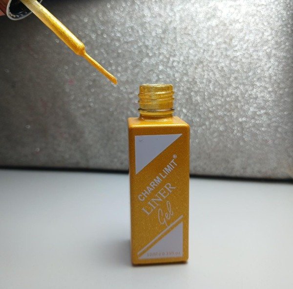 Producto - Charm Limit Liner Gel #3 (Dorado)