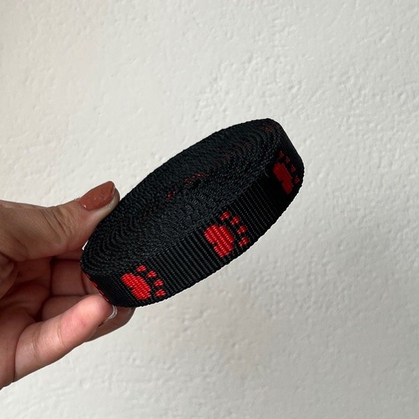 Producto - CINTA MOCHILERA MASCOTA NEGRO HUELLITA