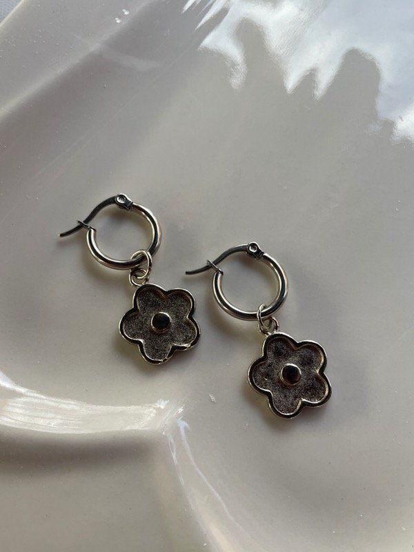 Producto - Argollas Flor 1