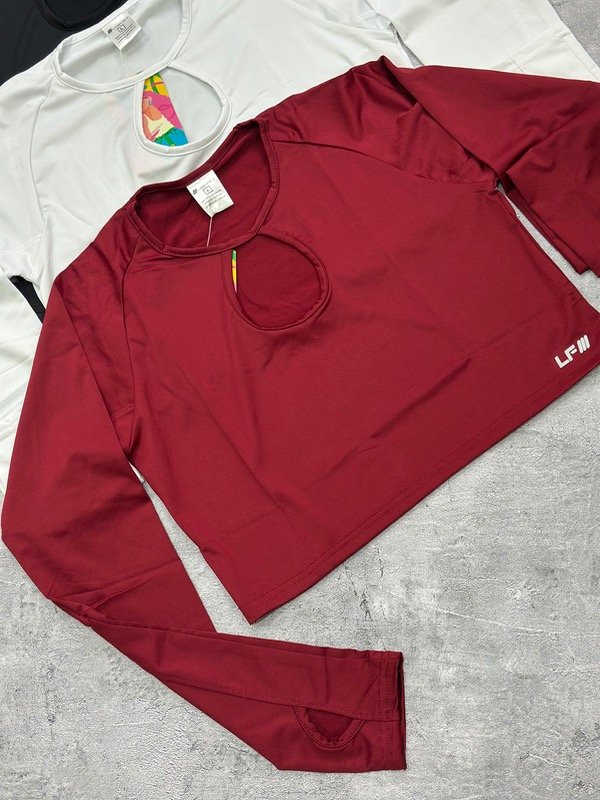 Producto - Crop Top Low Vino