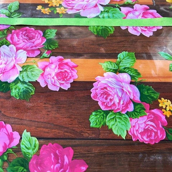 Producto - Mantel ROSAS chico