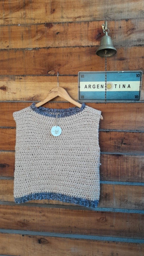 Producto - Chaleco tejido beige