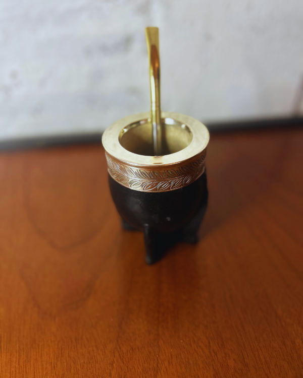 Producto - Mate imperial virola liso y fleje de hojas -Alpaca.