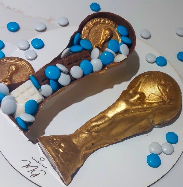 Producto - Molde copa del mundo acetato 27x16cm