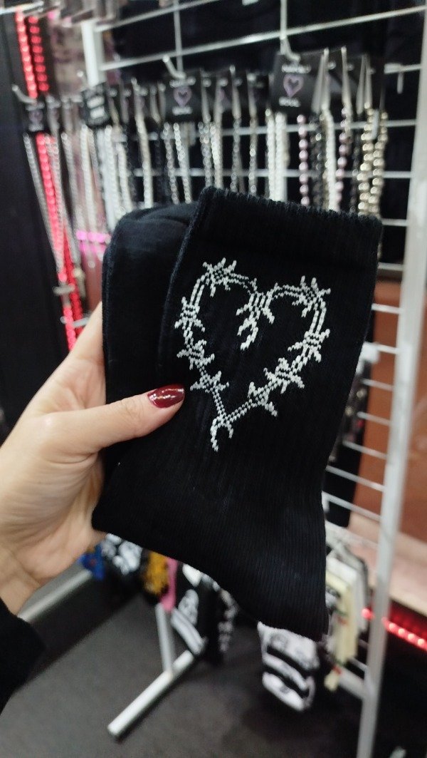 MEDIAS CORAZÓN CON PÚAS