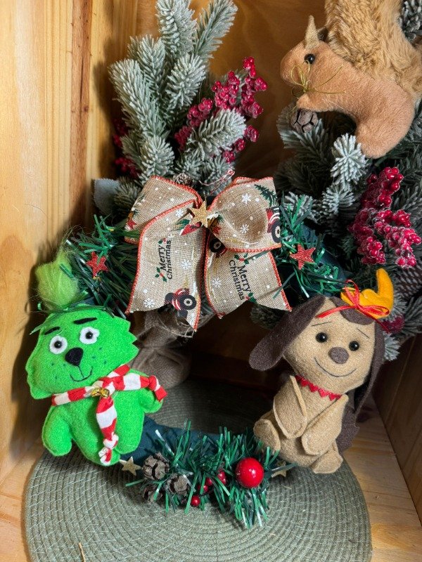 Producto - Corona de Grinch con mascota 25 cm (Efectivo: 23.920)