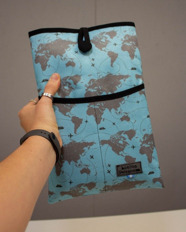 Producto - Funda de LIBRO estampado mapamundi