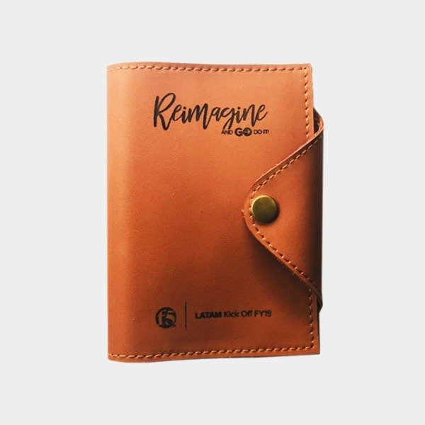 Producto - Porta pasaporte de cuero modelo LUMBERJACK - 0