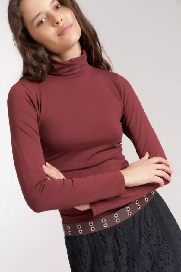 Producto - POLERA INES