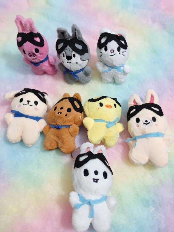 Producto - peluches Stray Kids con Antifaz (15cm) Ingrese Para Elegir Modelo