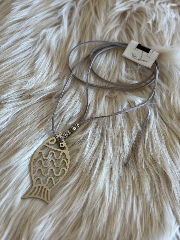 Producto - CHOKER DE GAMUZA PEZ CORDÓN GRIS