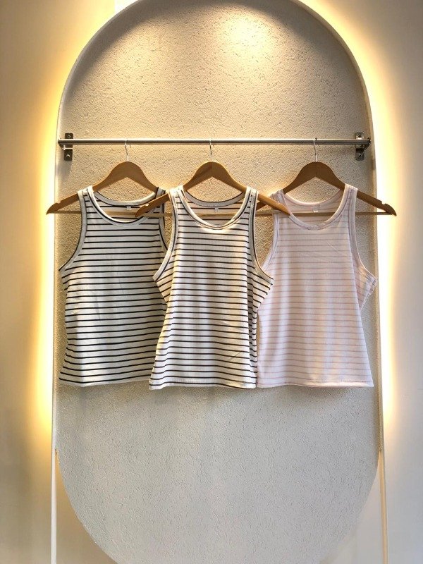 Producto - MUSCULOSA ROSANA