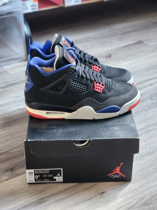 Producto - Jordan 4 Rare Air