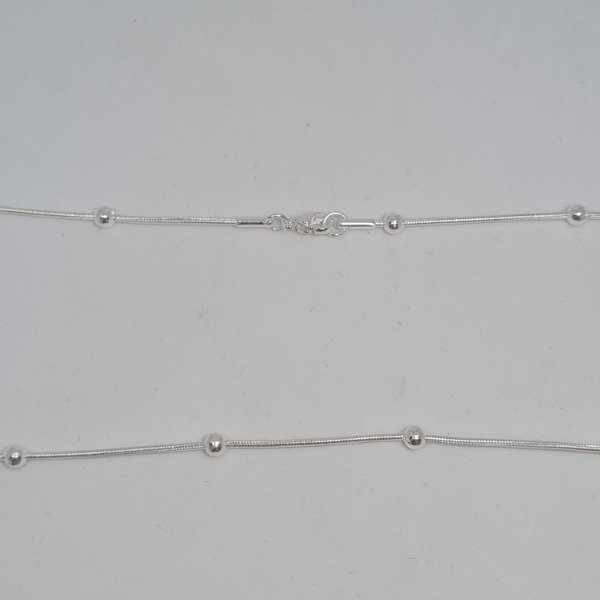 Producto - Collar con bolitas