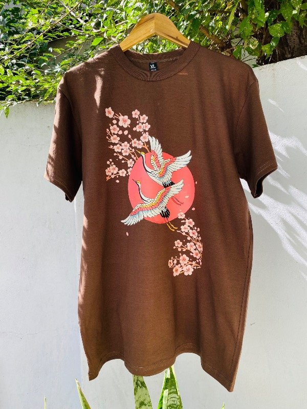 Producto - REMERA GRULLA CEREZOS