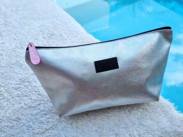 Producto - NECESER CARTUCHERA BONITA MIA PLATEADO TEXTURADO