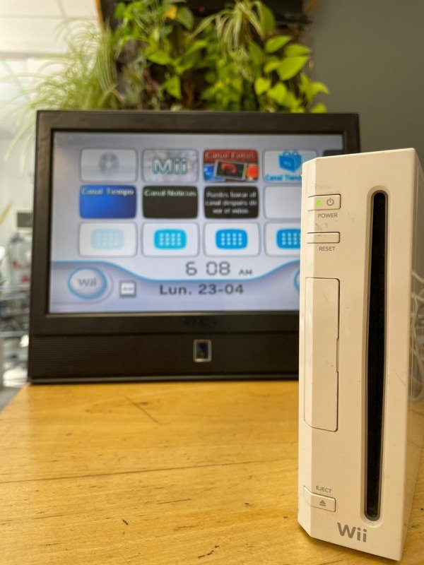 Producto - Consola Nintendo Wii Retrocompatible + Fuente