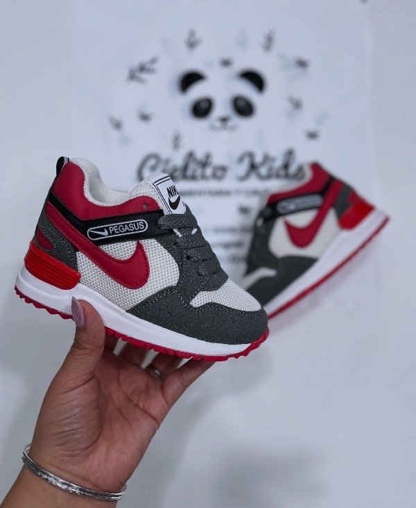 Producto - NIKE IMPORTADA GRIS/ROJO