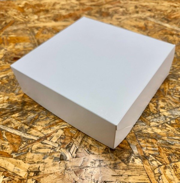 Producto - BOX  T/BISAGRA -COD. 247  medida 18x6x18