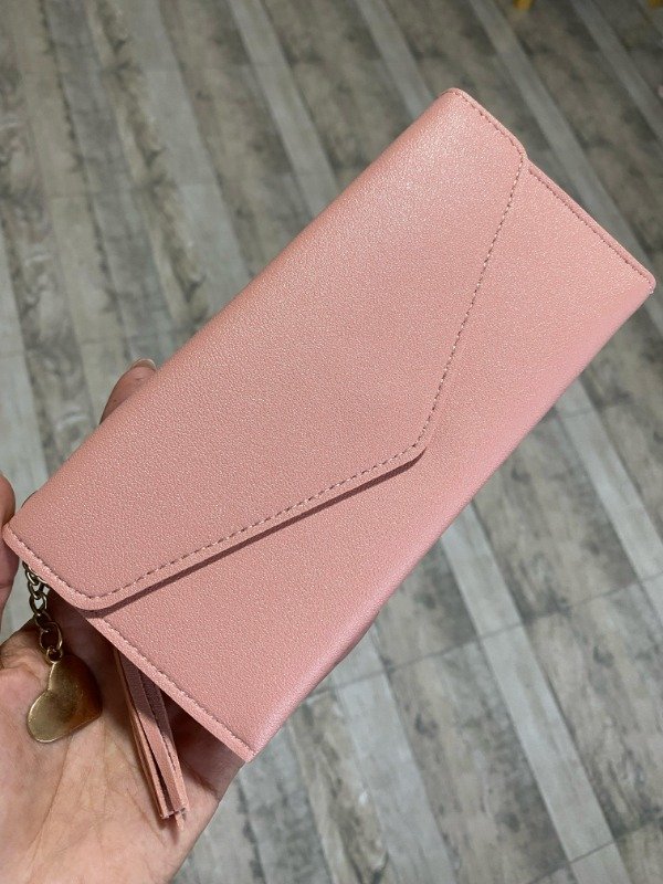 Producto - Billetera sobre rosa