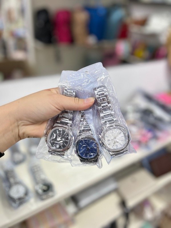 Producto - Reloj masculino malla metalica