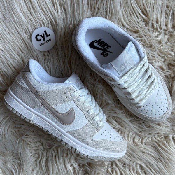Producto - SB Dunk Beige Glitter