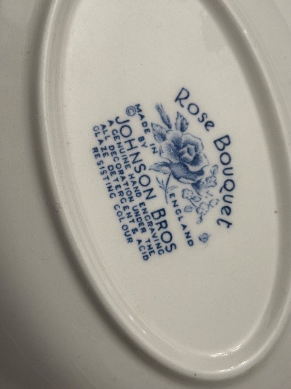 Producto - Fuente Rose Bouquet Johnson Bros - 2