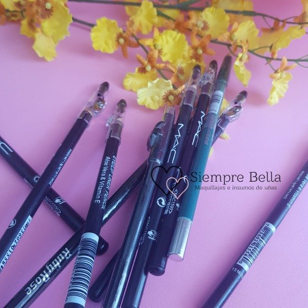 Producto - Delineador láliz ojos