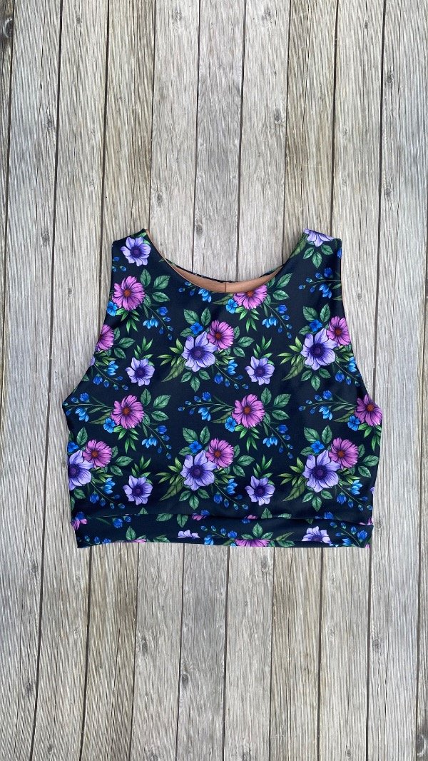 Crop top MelC estampa Reina Margarita
